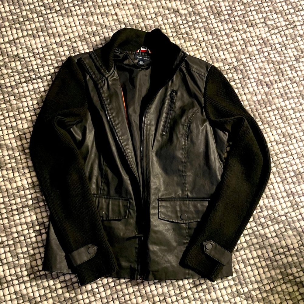 Tommy Hilfiger full zip sweater